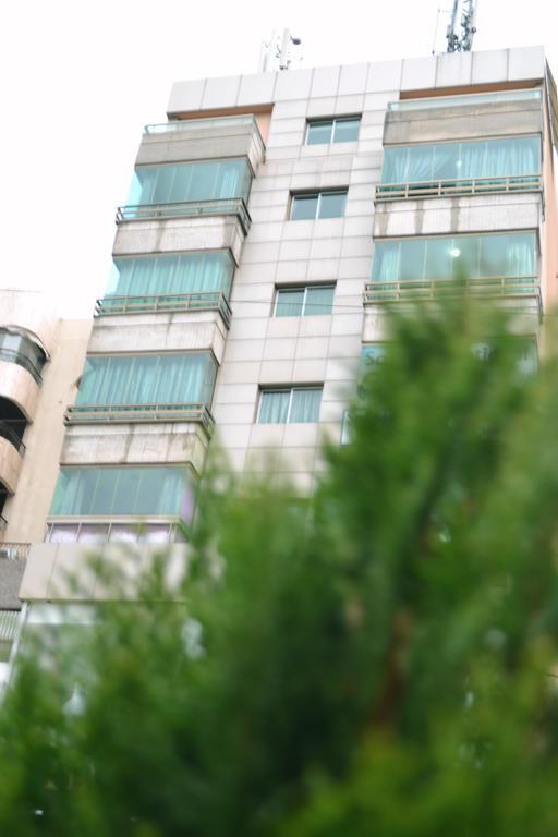 Silver Apartments Бейрут Экстерьер фото